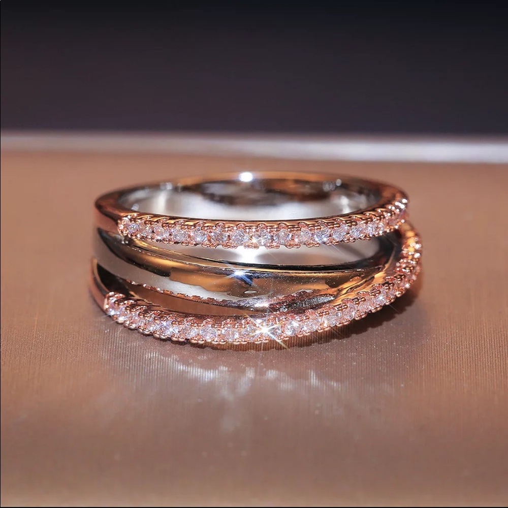 New 925 Silver Two Tone Diamond Beautiful Ring - Picture 5 of 6